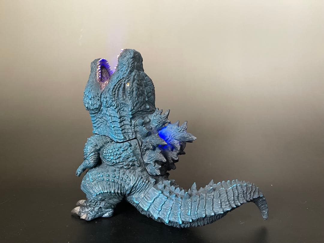 Defo-Real SFX ゴジラ (2019) LED発光付き