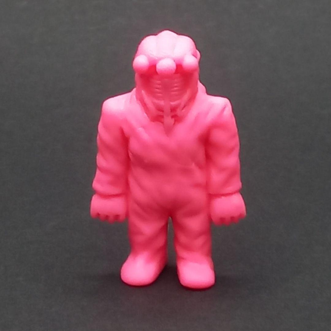 【セミ人間 】濃い桃色　ウルトラ 怪獣 消しゴム 特撮 当時もの