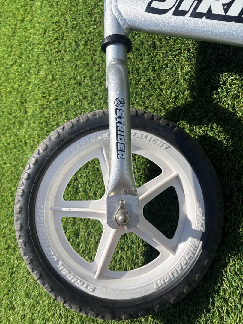 ストライダー STRIDER 12Pro キックバイク