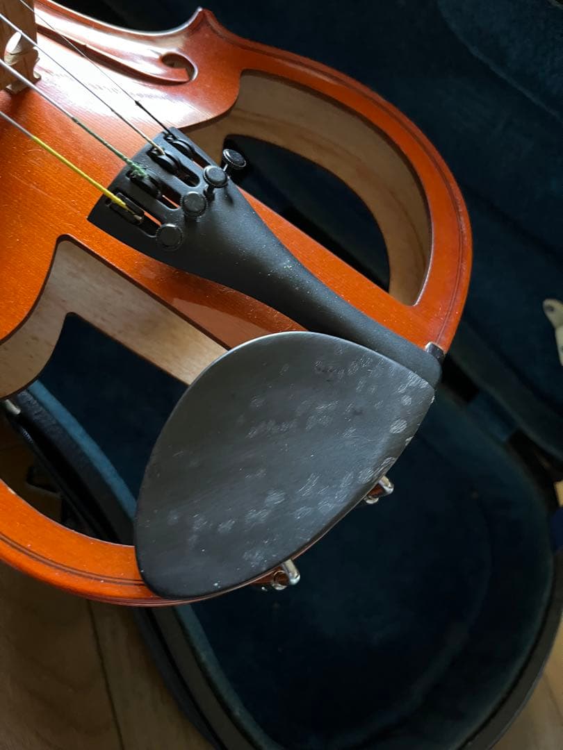 Enaバイオリンのサイレント4/4