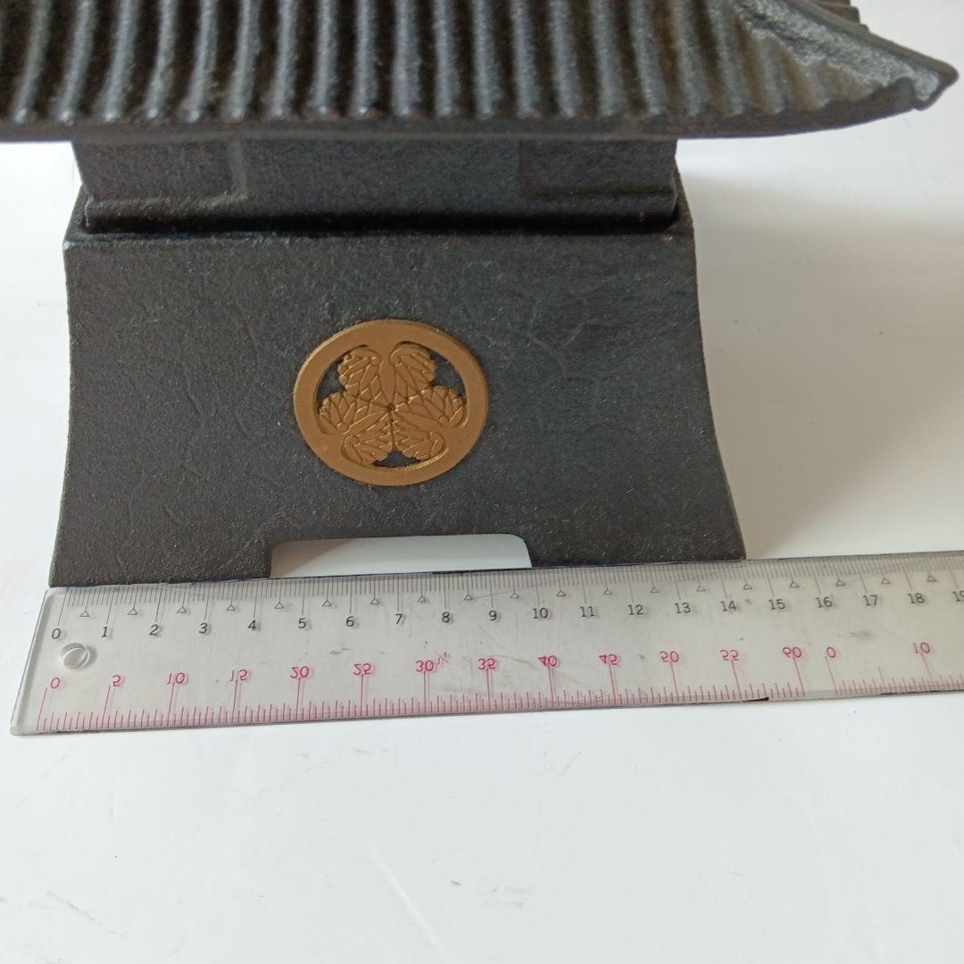 ミニチュア城　 鋳鉄製 黒色三重塔