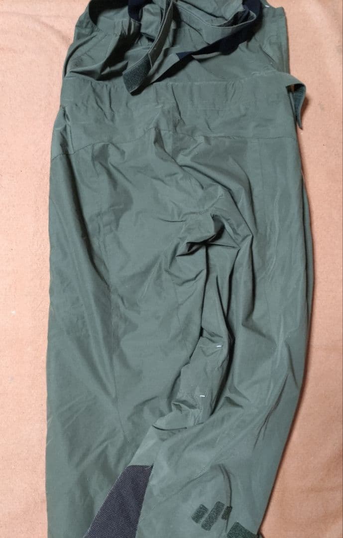 大きいサイズ DESCENT 選手用ジャケット & ビブパンツ