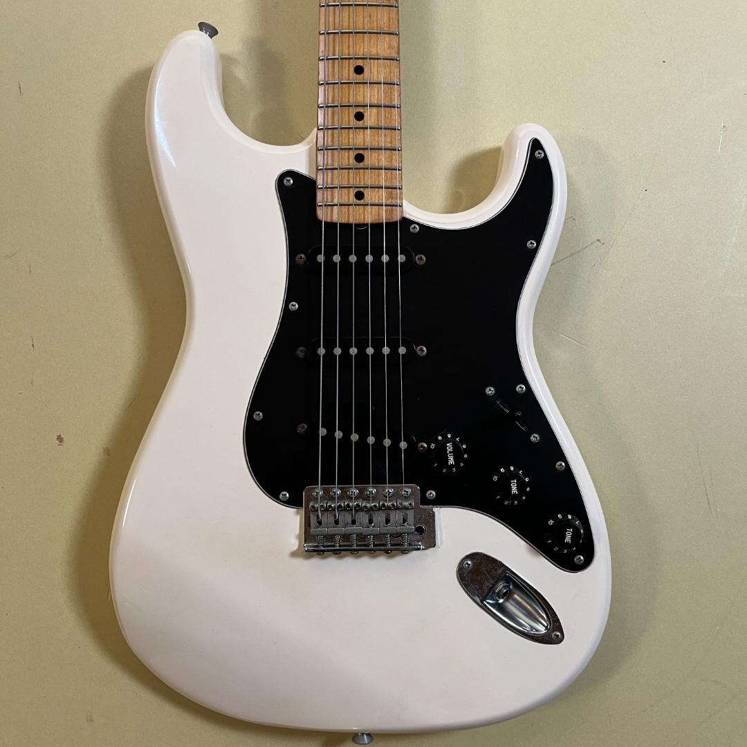 Squier SST-33 Stratocaster フジゲン製 1994-95