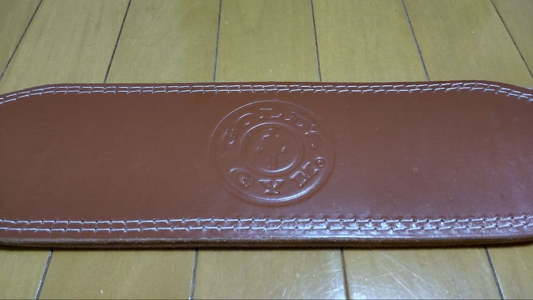 ゴールドジム（GOLD'S GYM）　プロレザーベルト　Mサイズ