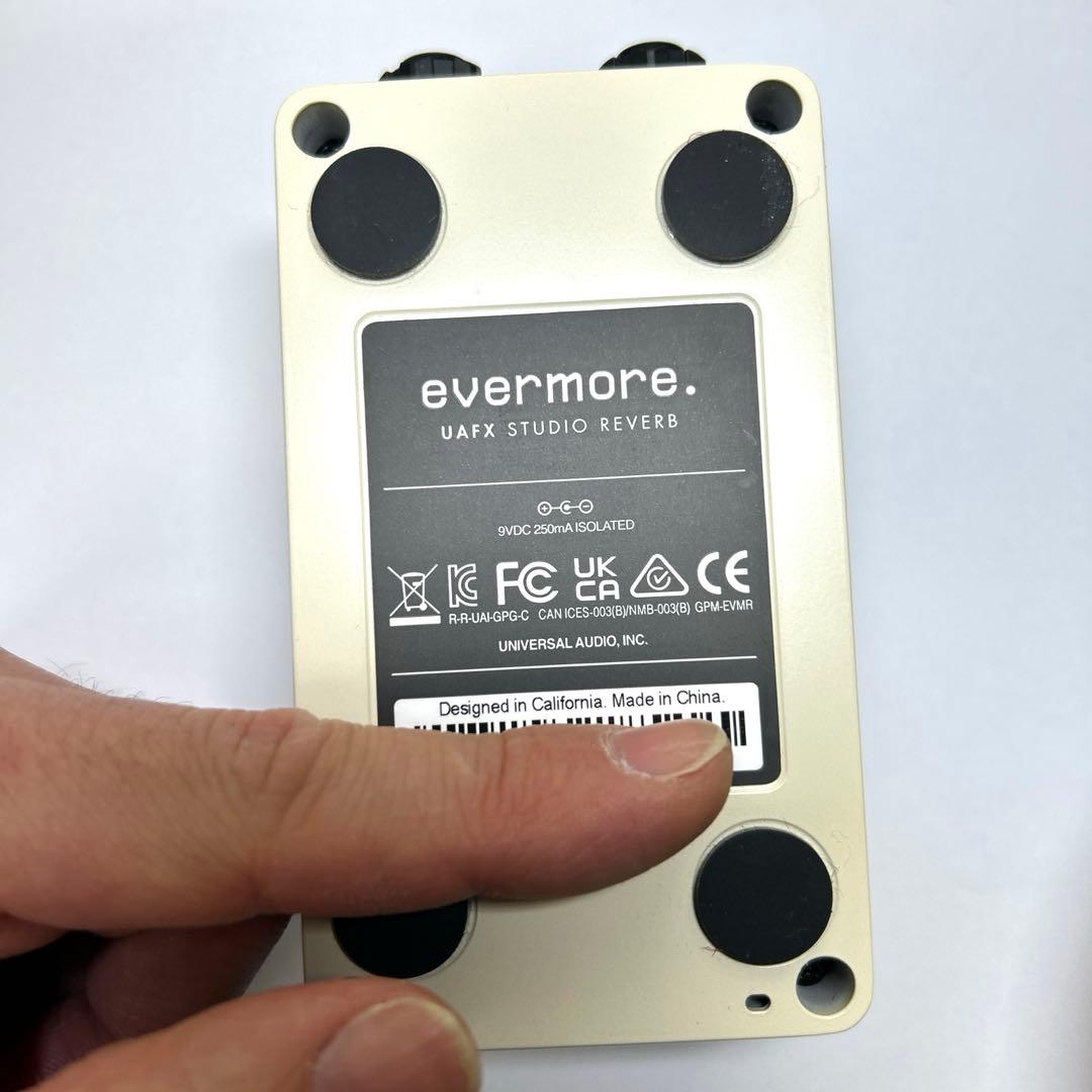 ギター UAFX evermore