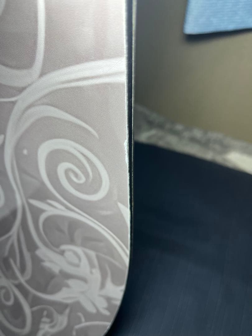 Crooja wormスノーボード