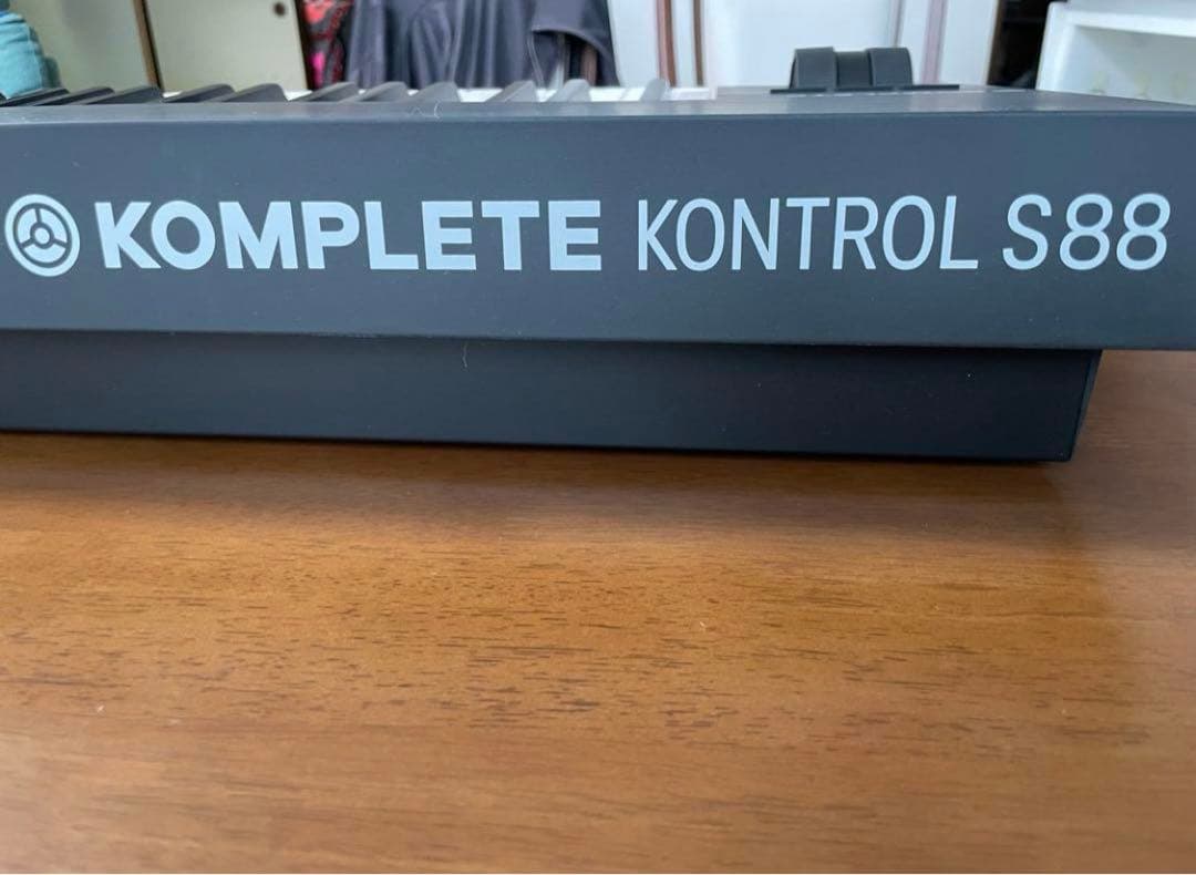 鍵盤楽器 komplete kontrol S88 mk2
