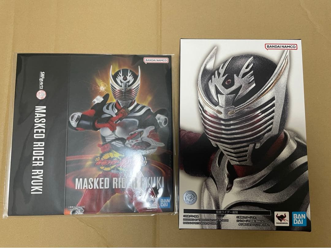 S.H.Figuarts 真骨彫製法 仮面ライダー龍騎 オリジナルスリーブ 限定