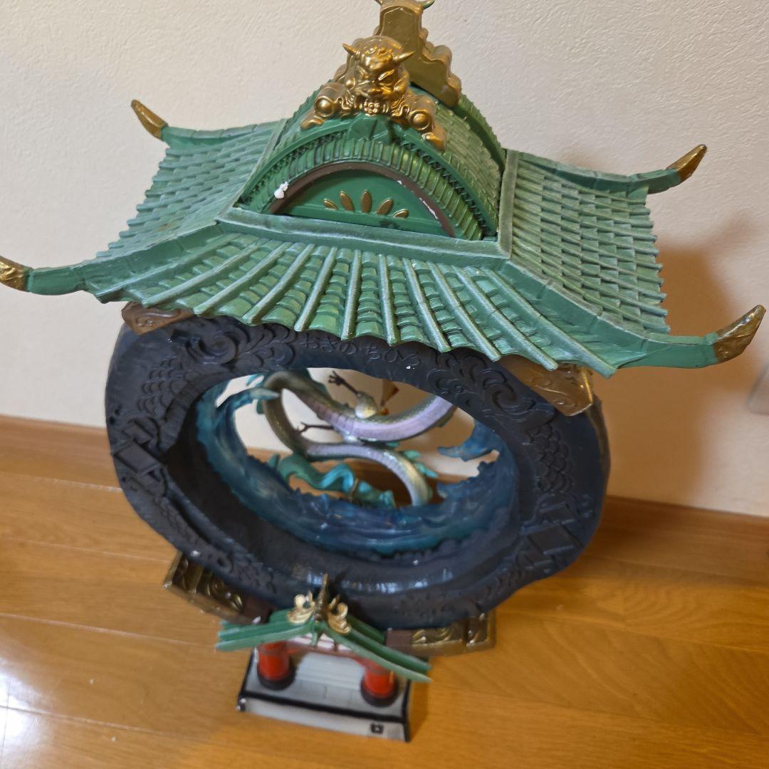 千と千尋の神隠し　海外フィギュア　　　 ライトアップ　チヒロ　ハク　アブラヤ