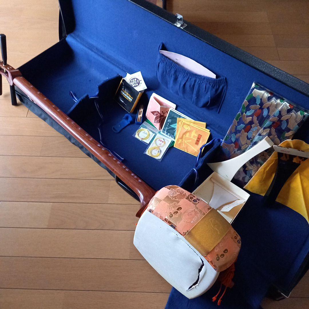 三味線本体 黒ケース付き