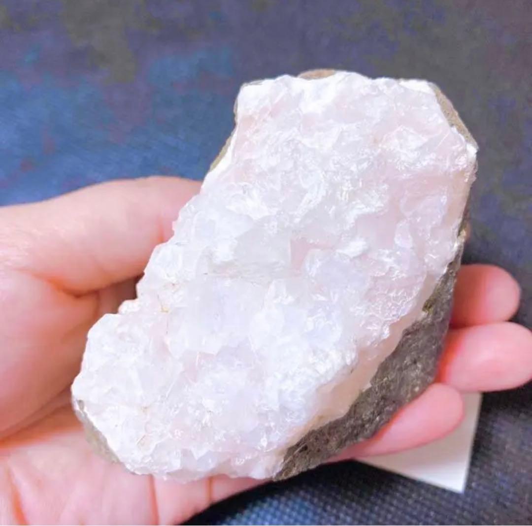 希少な逸品！国産 ピンクアポフィライト 原石 結晶