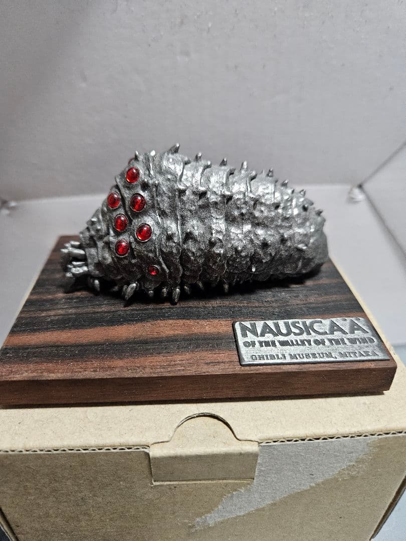 【三鷹の森ジブリ美術館限定】 メタルフィギュア 王蟲（オーム）赤眼