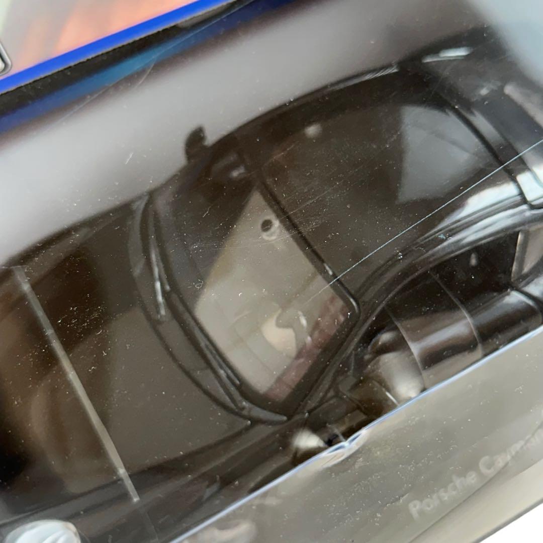 Maisto Porsche Cayman S ミニカー 黒