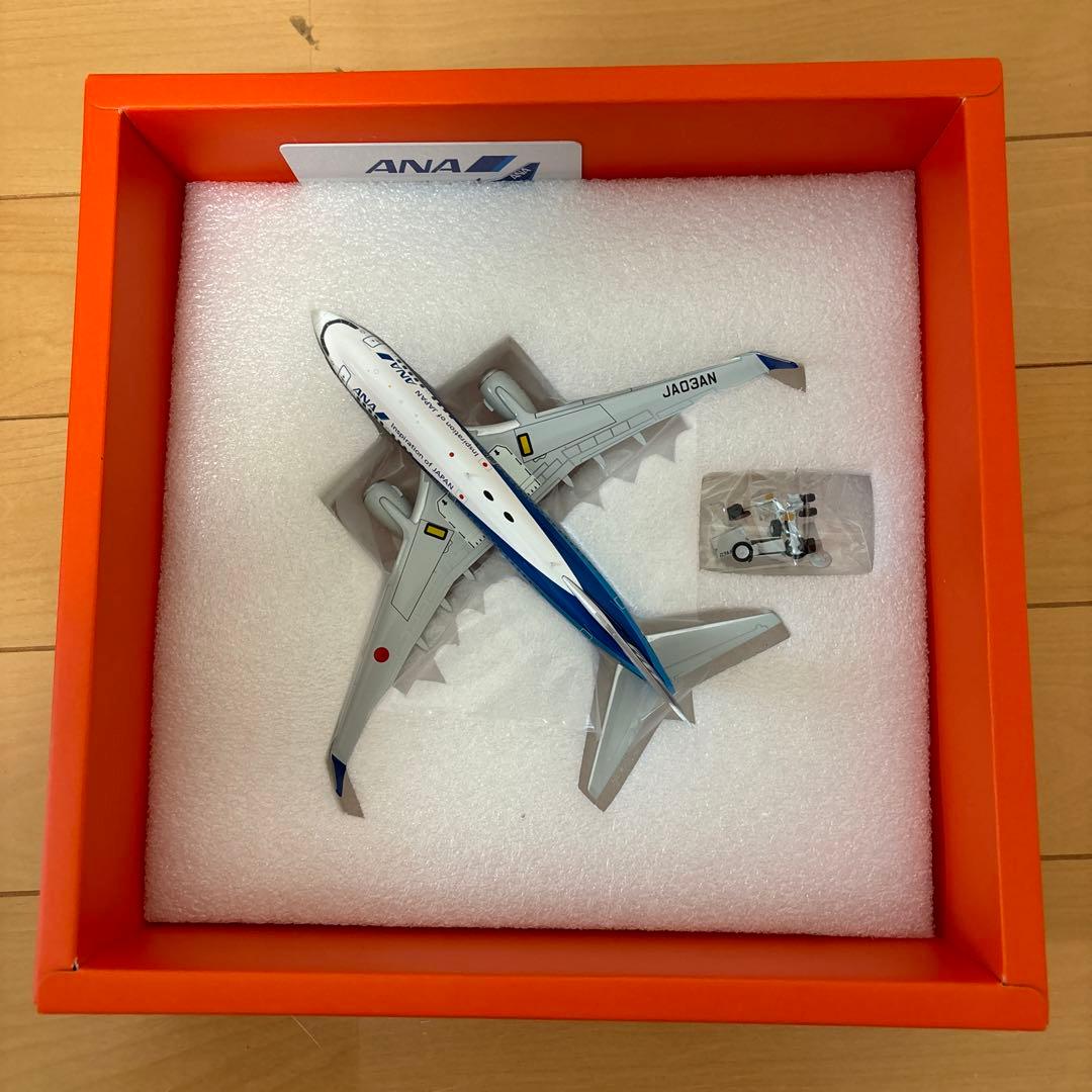 マ*ン様 ANA ボーイング737-700 1/200スケール
