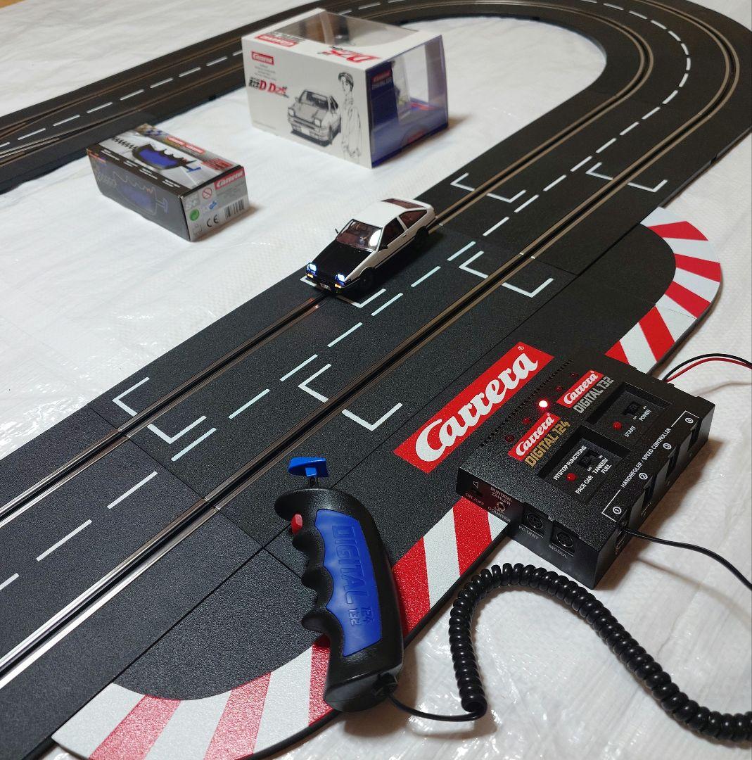 カレラデジタル①頭文字DスロットカーAE86②レーンチェンジオーバルコースセット