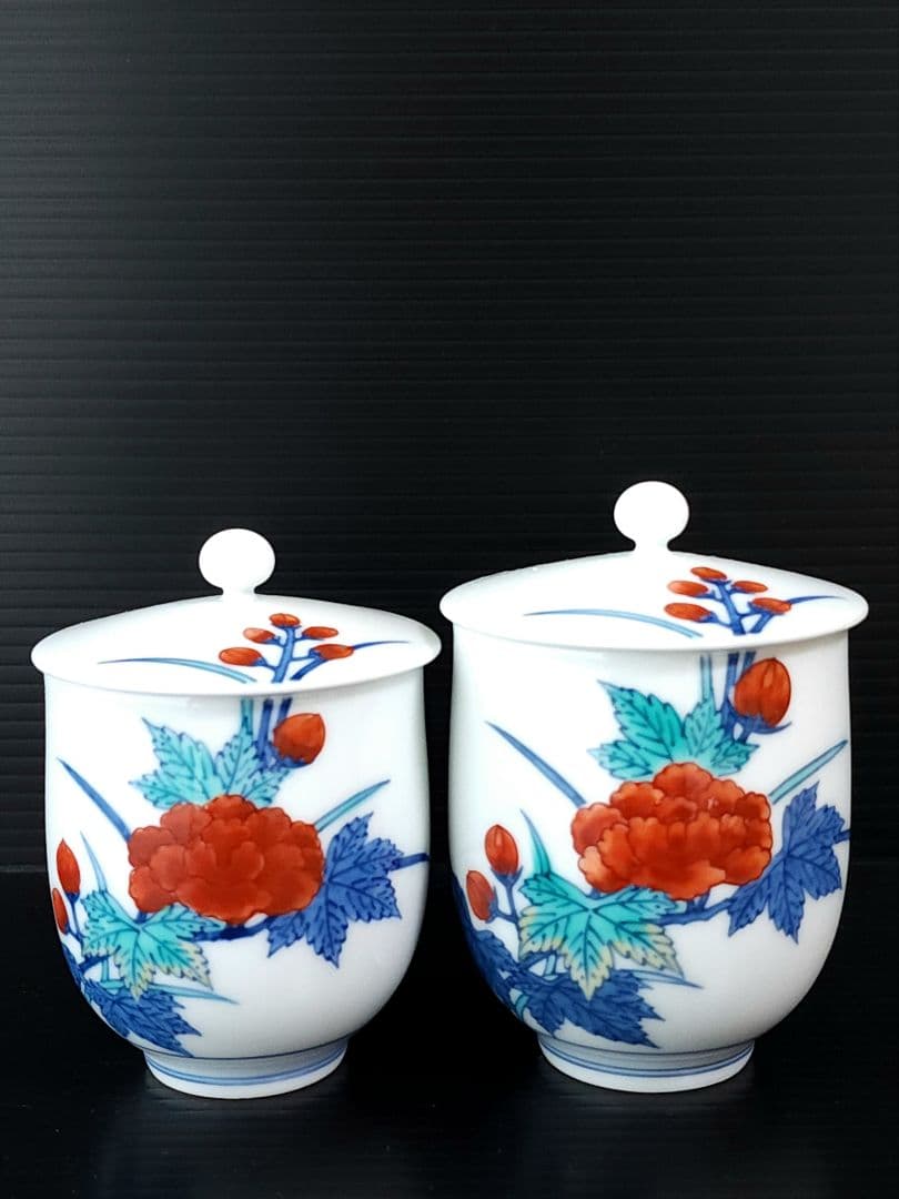 十二代 今泉今右衛門 錦芙蓉絵組湯呑 （夫婦 2客）共箱／栞