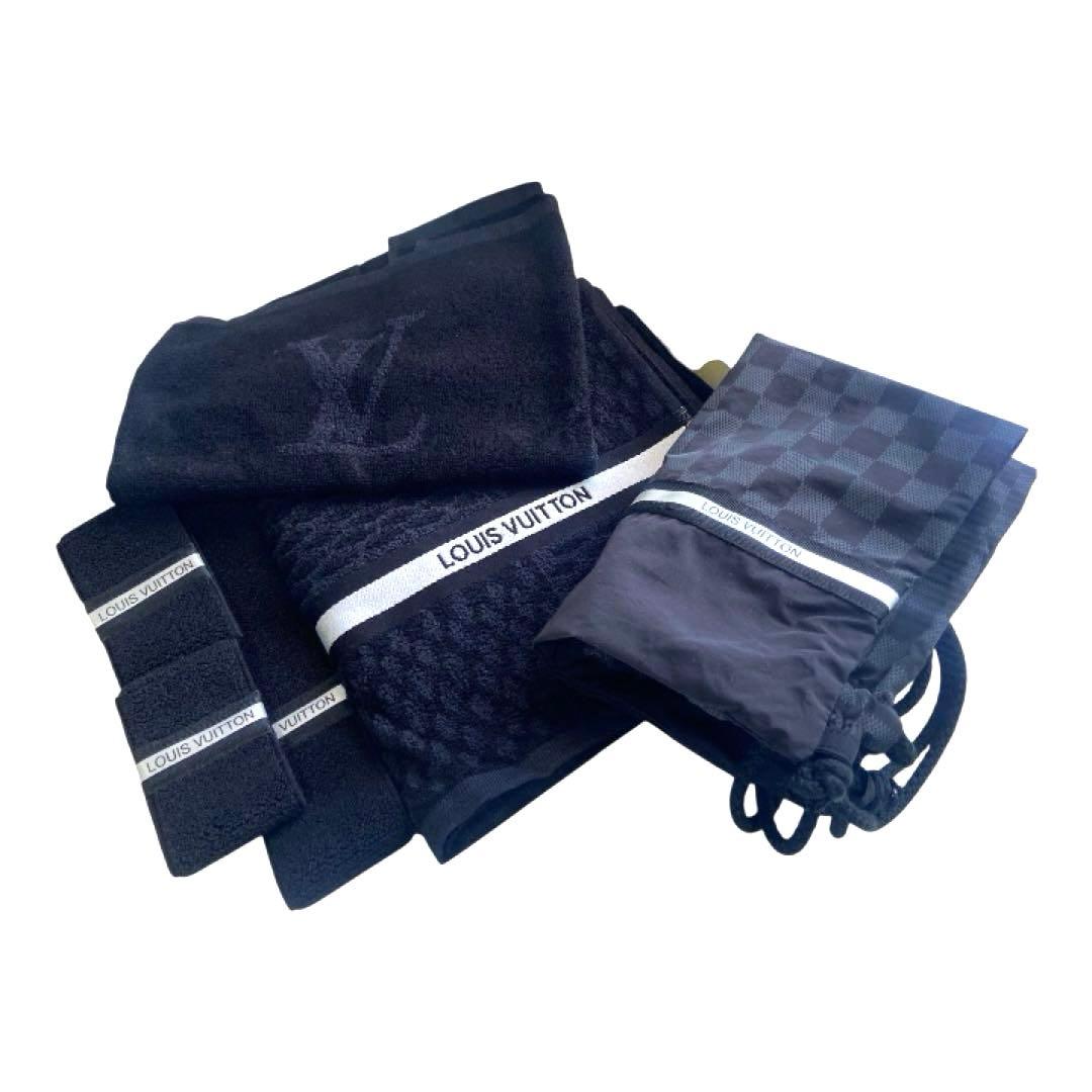 希少LOUIS VUITTON ダミエグラフィットジムセット未使用品ルイヴィトン