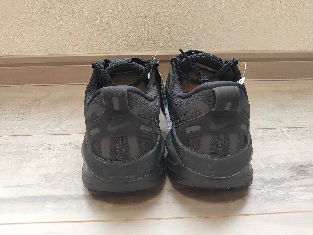 27.5cm NIKE VOMERO 18 GTX ナイキ ボメロ ゴアテックス