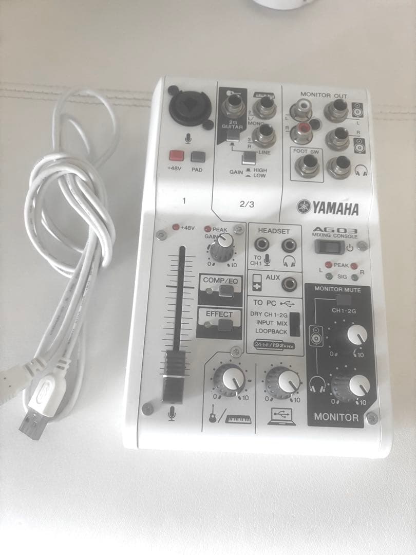 YAMAHA AG03 ホワイト（配信・録音向けUSBミキサー）