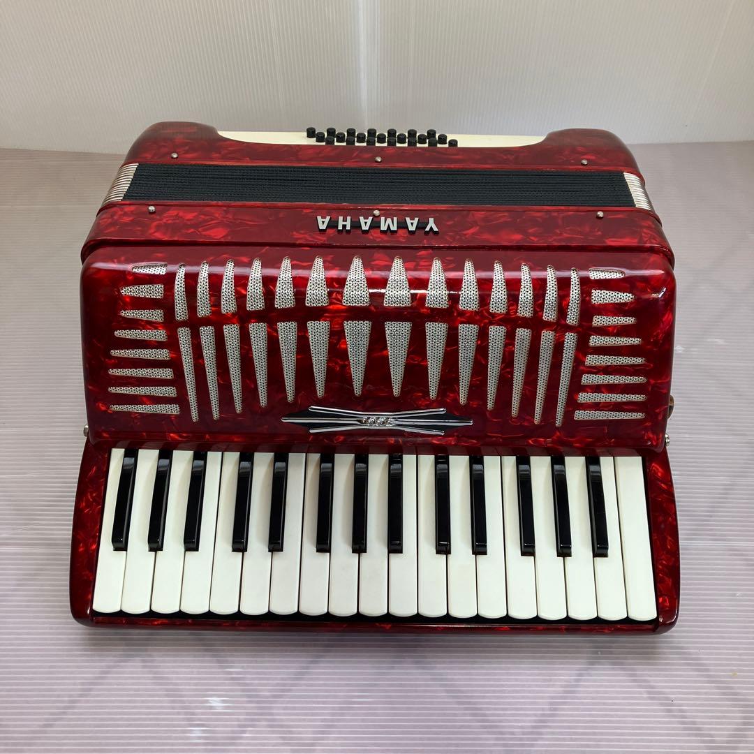 YAMAHA アコーディオン　8905 ケース、取扱説明書付き