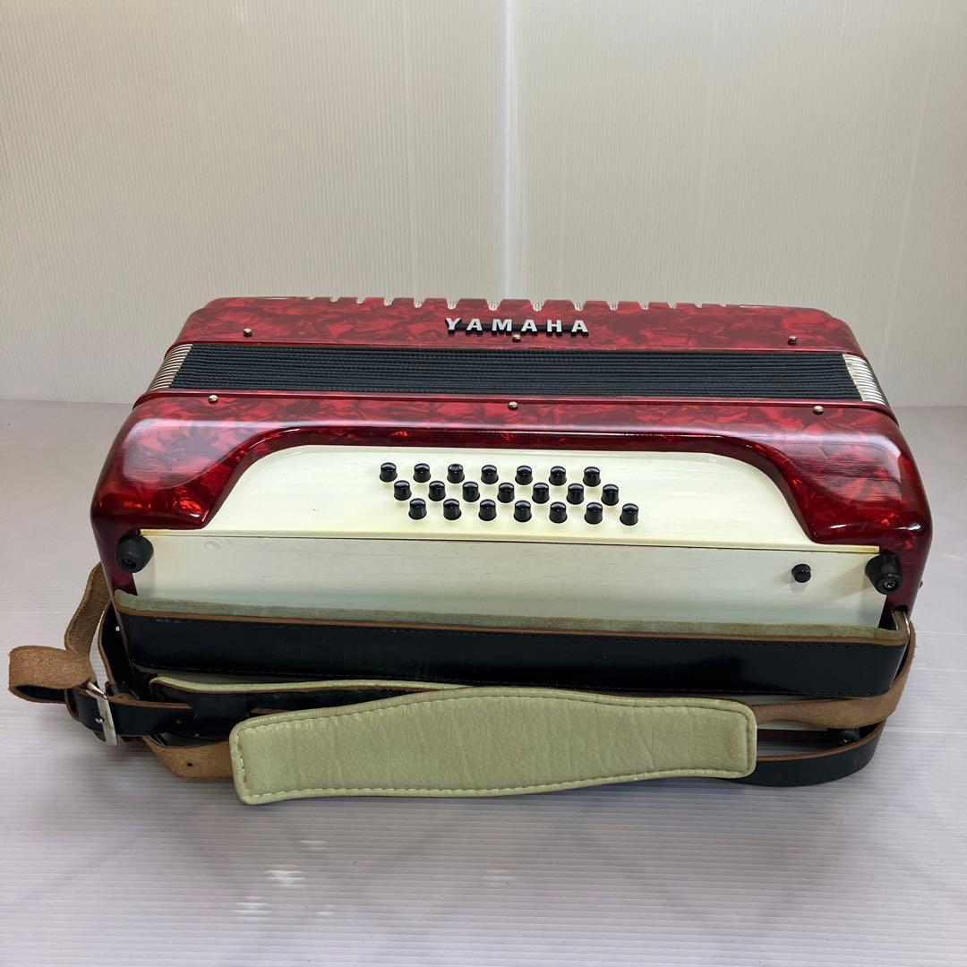 YAMAHA アコーディオン　8905 ケース、取扱説明書付き