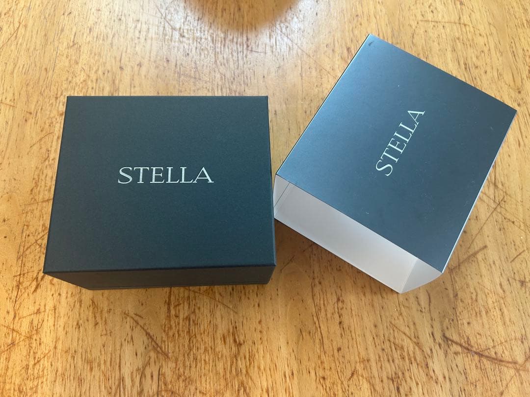 未使用品　22 STELLA スピニングリール ステラ　C2000SHG