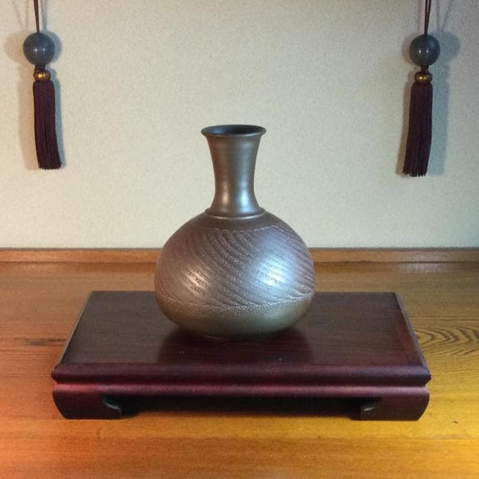 陶芸　手作り陶器　壷　線文