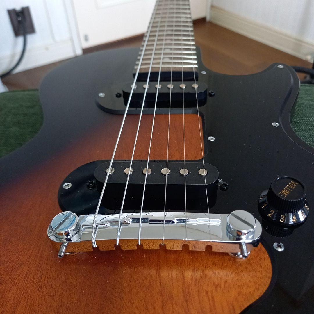 『軽量美品』Epiphone by Gibson SL lespaul