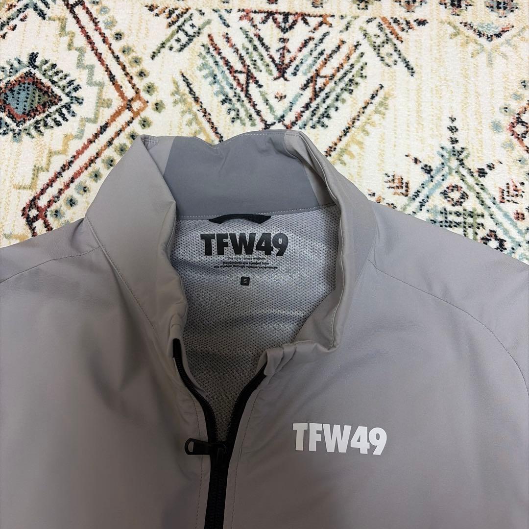 TFW49 グレー ジャケット