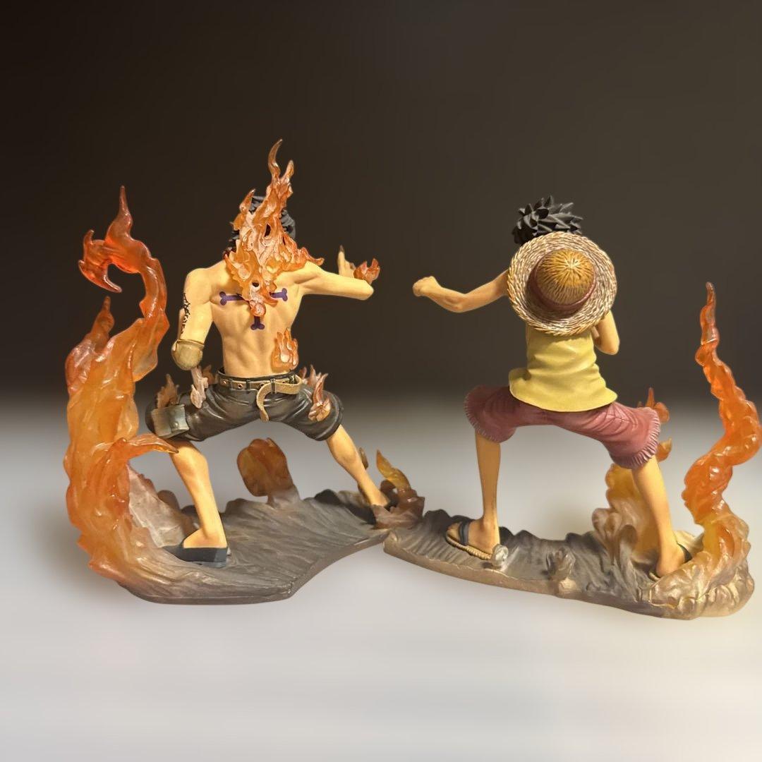 ワンピース　頂上戦争　ルフィ　エース　白ひげ　墓　黒ひげ　セット