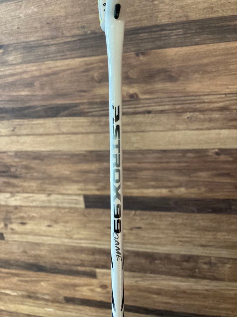 YONEX ASTROX 99 4U G5 バドミントンリペアラケット