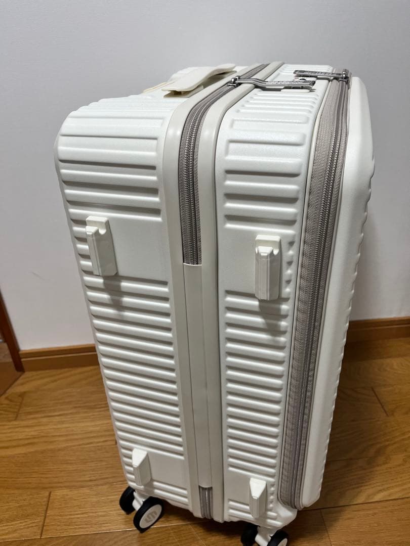未使用品　EDGELINK スーツケース Mサイズ 52Ｌ