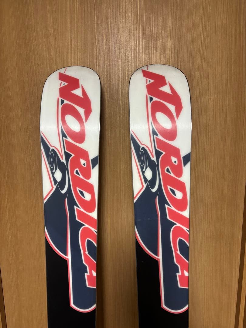 極太スキー　Nordica Supercharger 185cm