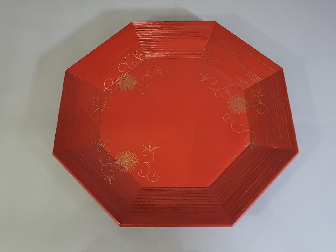 茶道具 木具師 橋村萬象 作 唐草蒔絵 朱八角盆 裏千家 淡々斎書