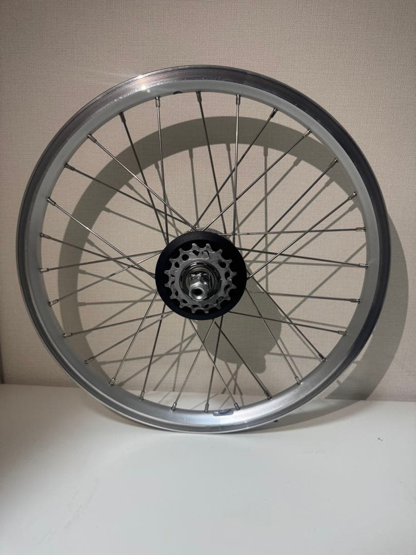 ブロンプトン　純正ホイール６速用