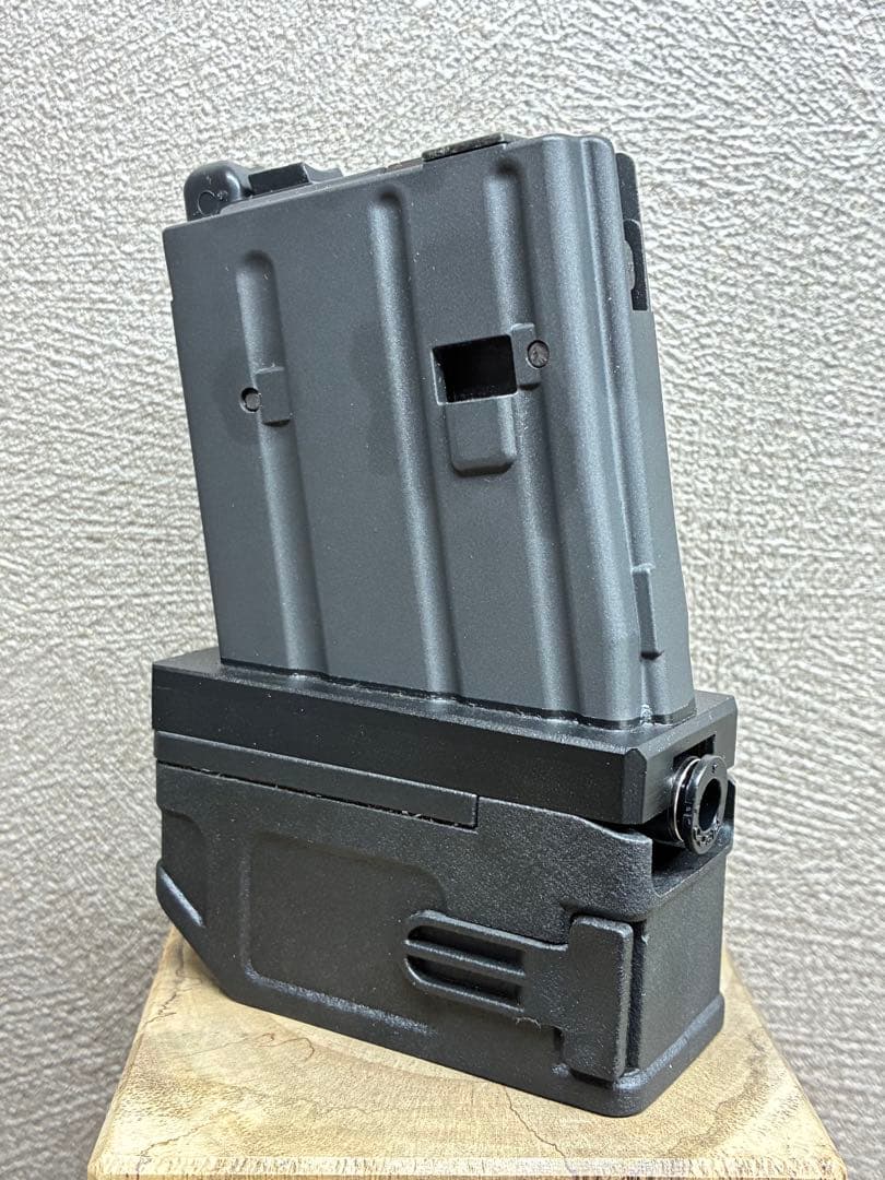 R7-10 東京マルイ GBB M4 マガジンアダプター 外部ソース仕様