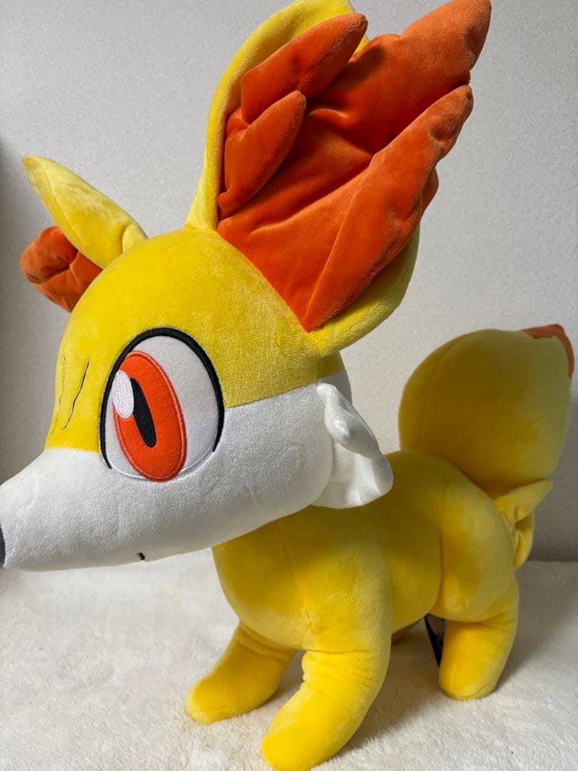 【タグ付き】ポケモンセンター限定　フォッコ　等身大　ぬいぐるみ