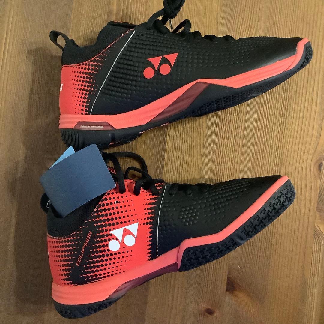 新品未使用　ヨネックス　バドミントンシューズ　パワークッション　エクリプションZ