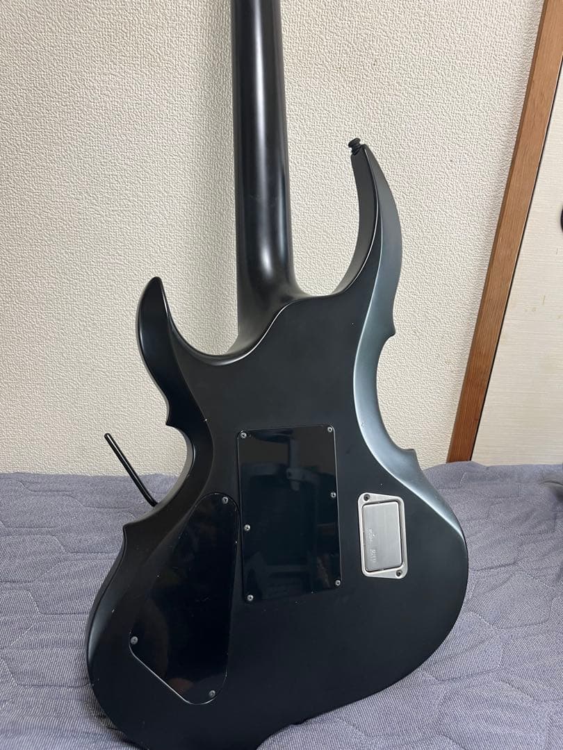 E-II エレキギター EMG セットスルーネック　ほぼ新品