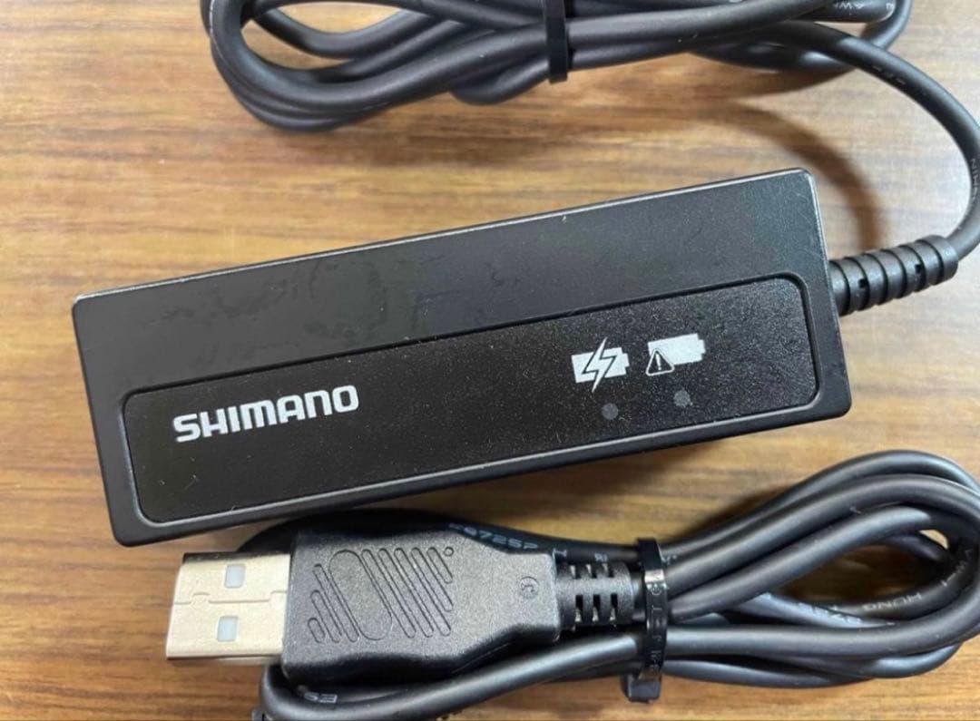 極美品 Shimano Di2 内装バッテリーチャージャー SM-BCR2