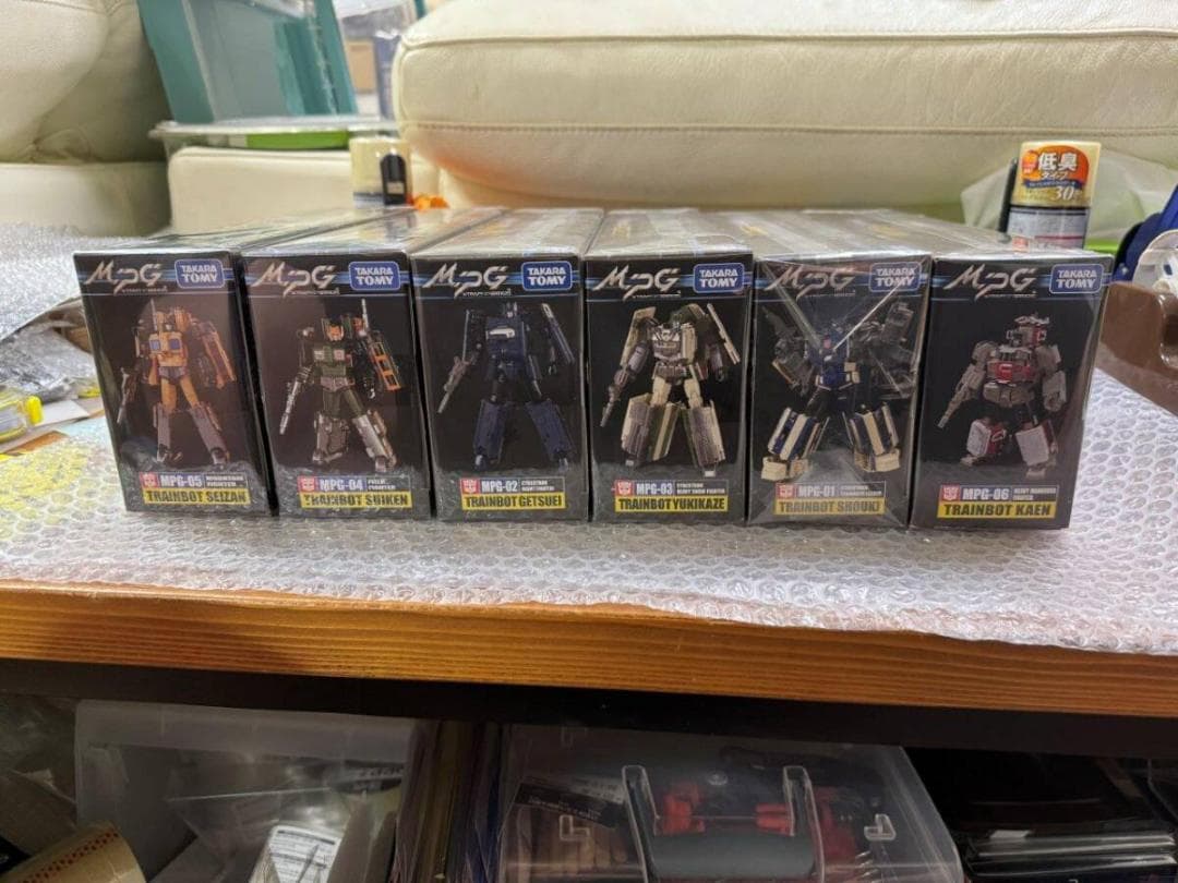 トレインボット MPG-01-->06 トランスフォーマー マスターピース 新品
