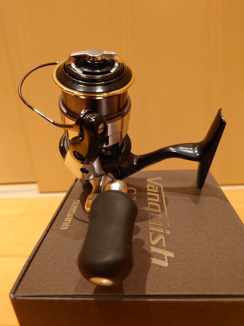 シマノ 12 Vanquish C2000S スピニングリール 箱付き ヴァンキ