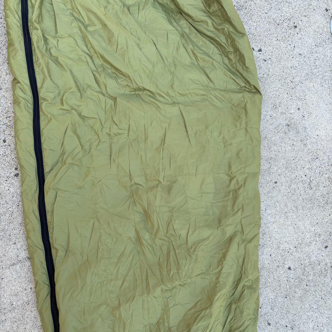 イスカ　シュラフ　ポカラ　寝袋　シュラフ　車中泊