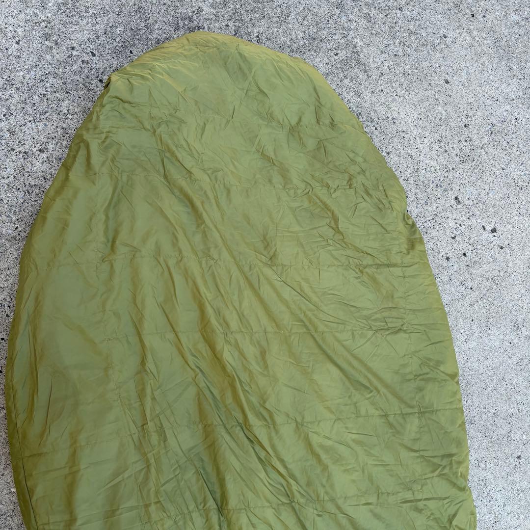 イスカ　シュラフ　ポカラ　寝袋　シュラフ　車中泊