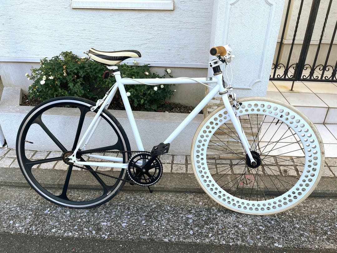 FUN ホワイト カスタム自転車　自転車本体