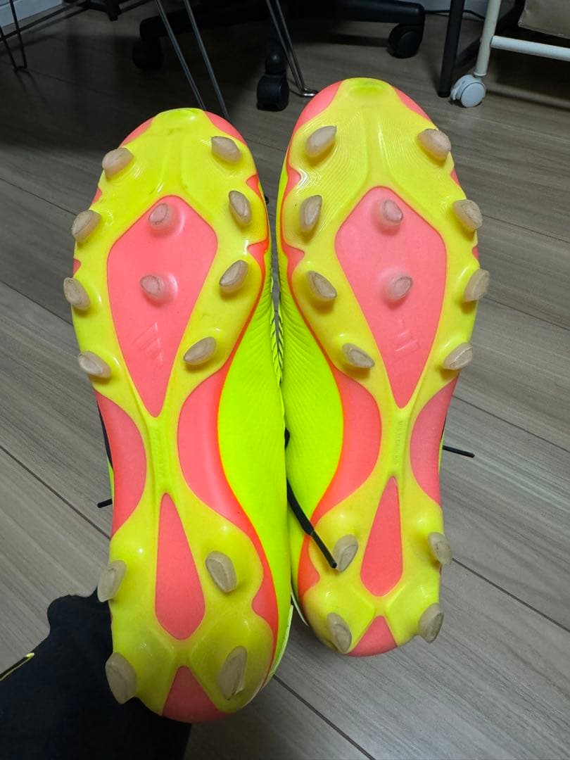 【26.5cm】プレデター 24 PRO HG/AG /土・人工芝用