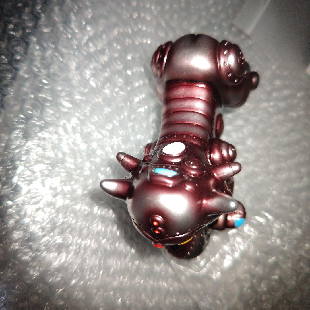 PILLS TOY　夢幻ロボット　人造人間　ソフビ　白