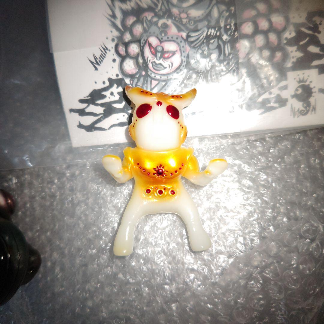 PILLS TOY　夢幻ロボット　人造人間　ソフビ　白