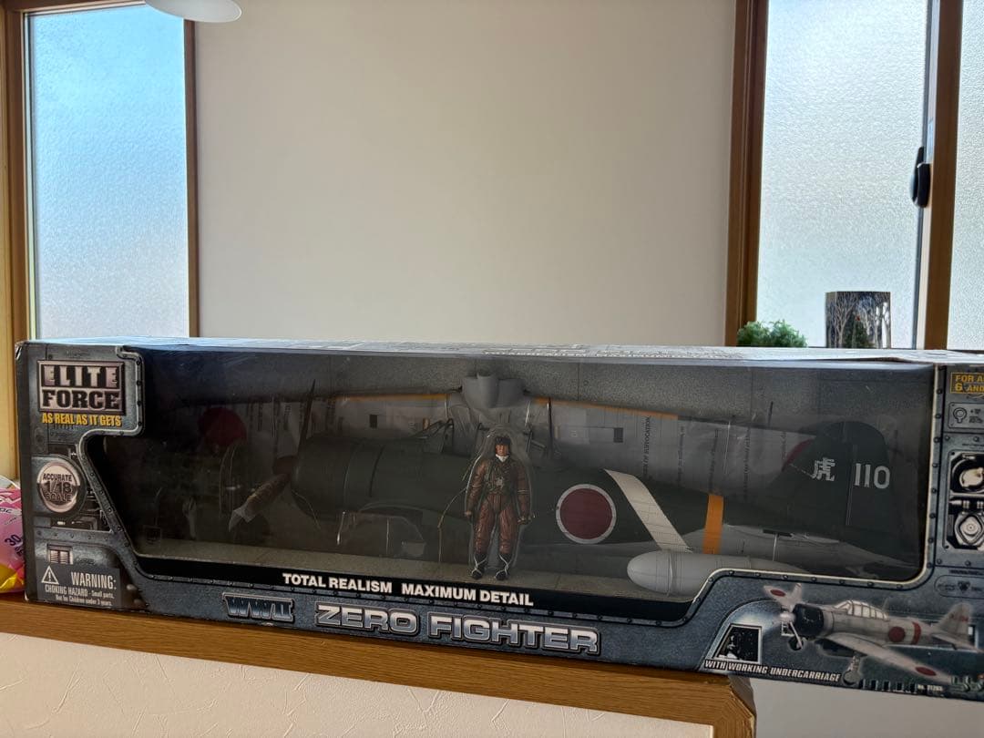 エリートフォース 零戦 1/18スケール