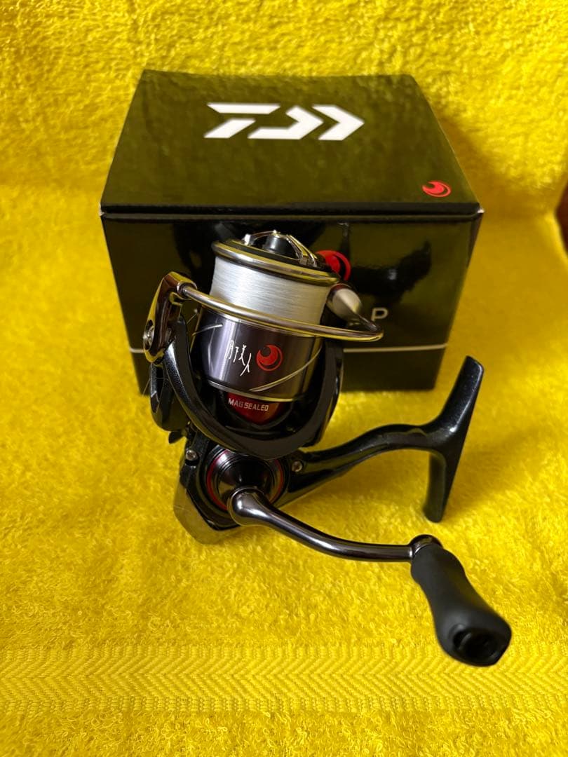 ダイワ　20月下美人X LT2000 S−P